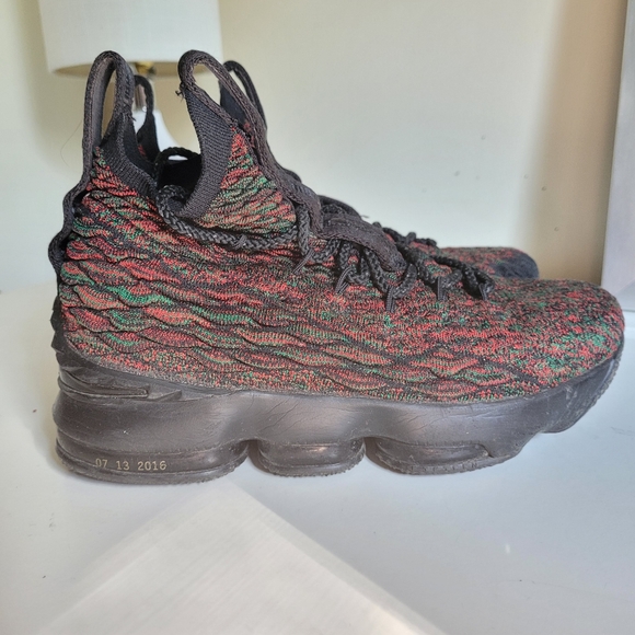 Nike LeBron XV 15 BHM Black History Month Basketball Shoes. Sz 5Y - Picture 5 of 8